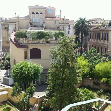 Little Arty Appartamento Roma
